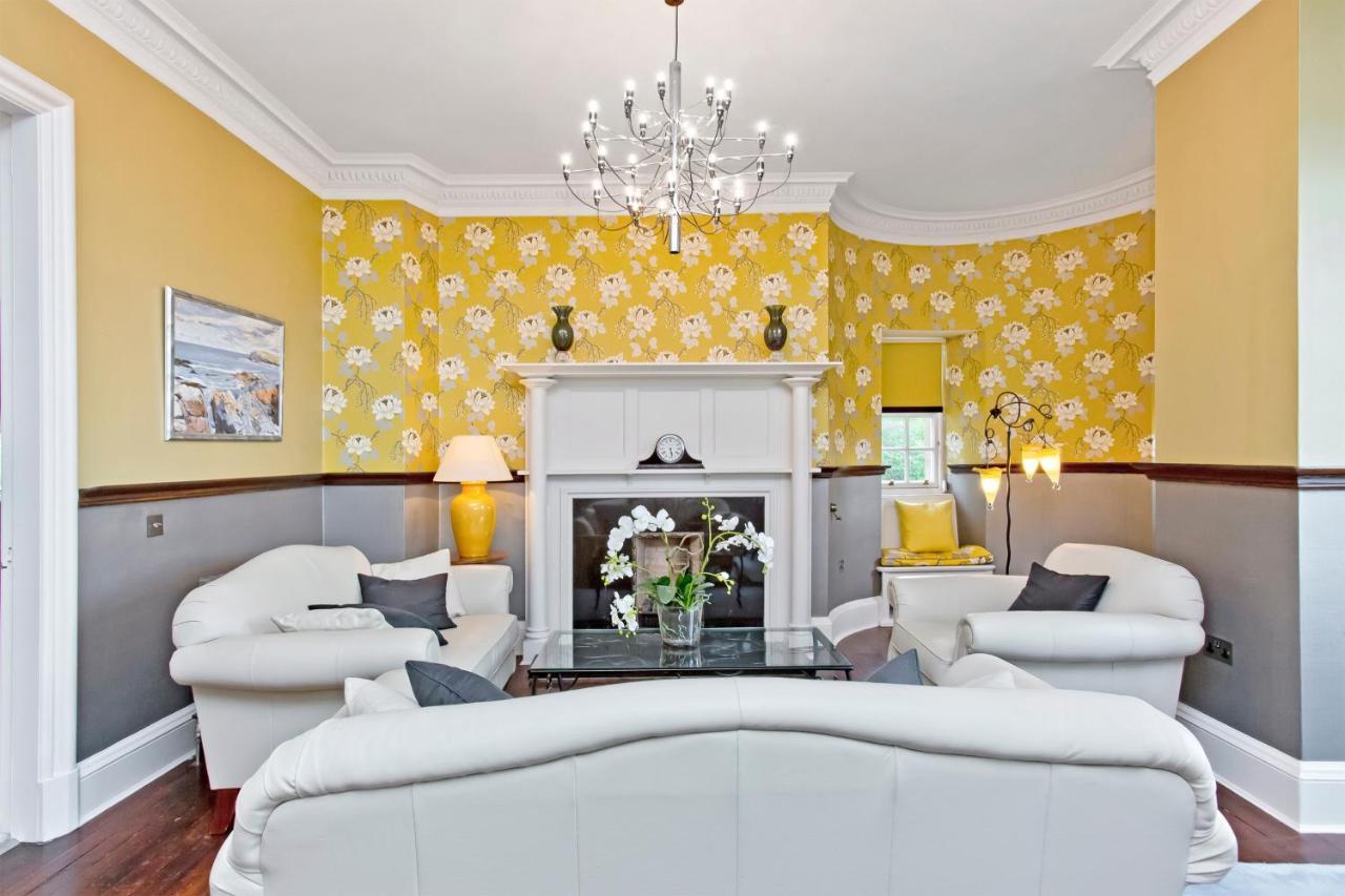Luxury 3-Bedroom Apartment With Stunning Views At Ramsay Garden Edinburgh Luaran gambar