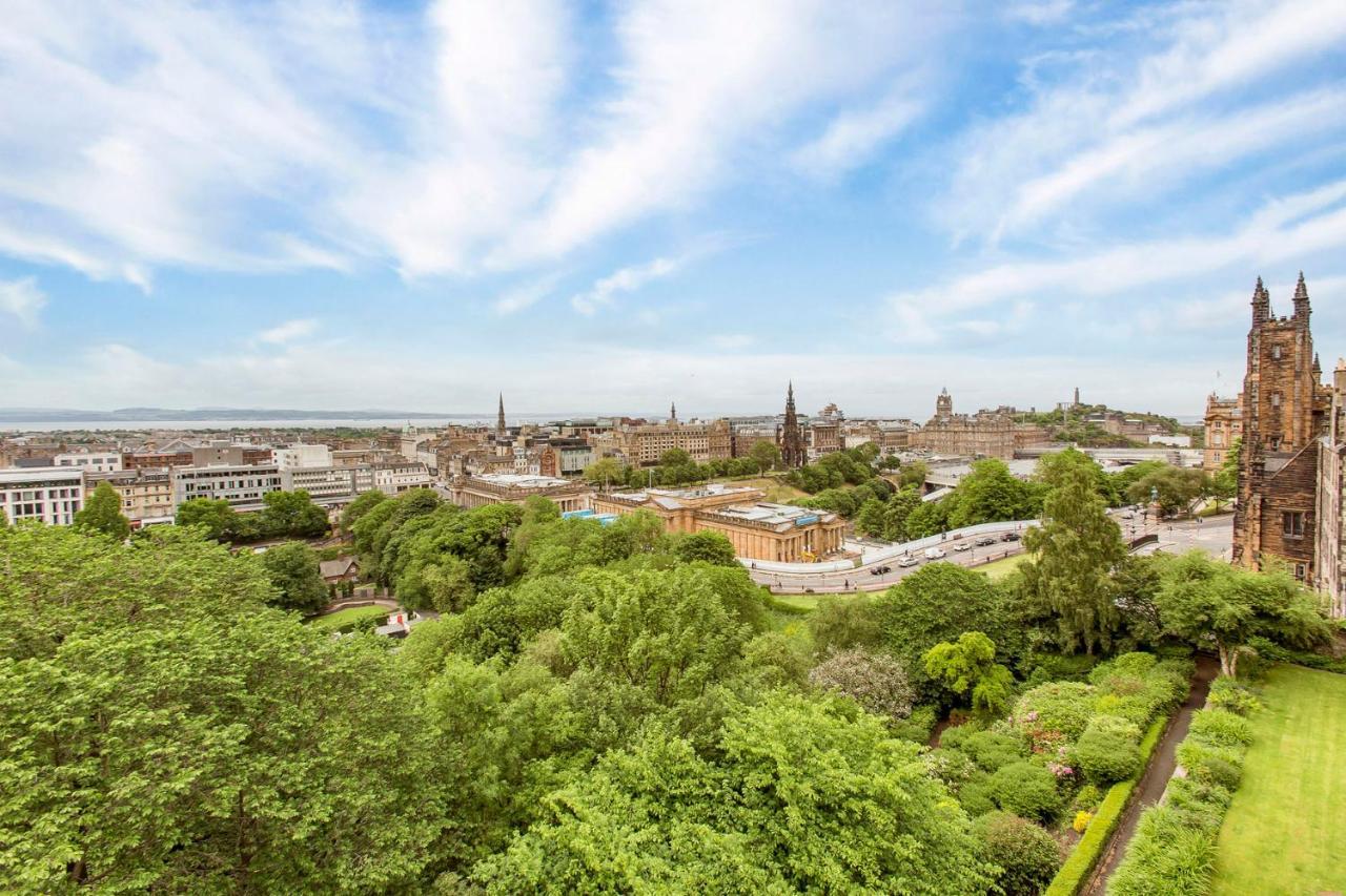 Luxury 3-Bedroom Apartment With Stunning Views At Ramsay Garden Edinburgh Luaran gambar